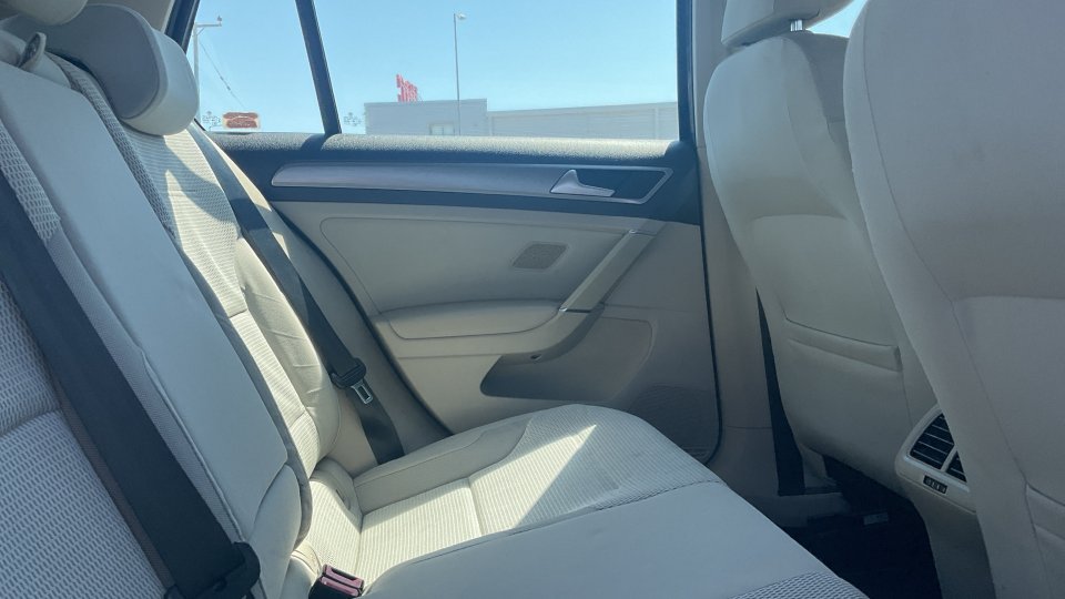 Volkswagen Golf 1.6 2016