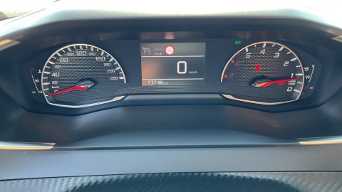 PEUGEOT 2008 ACTIVE PLUS 1.5 2022