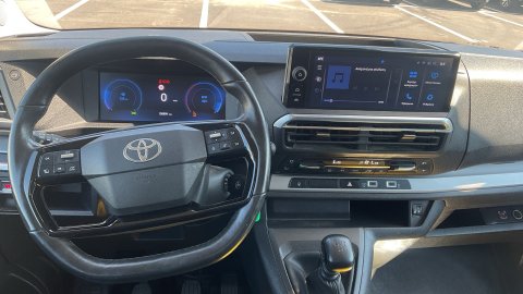Toyota ProAce Verso Shuttle 2.0 142PS 2025