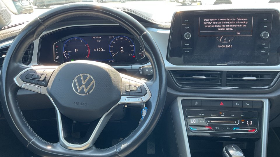 VOLKSWAGEN T-ROC LIFE 1.5 150PS 2022