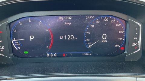VOLKSWAGEN T-ROC LIFE 1.5 150PS 2022