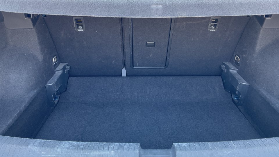 VOLKSWAGEN T-ROC LIFE 1.5 150PS 2022