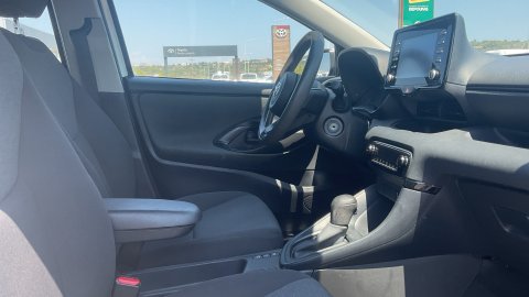 TOYOTA YARIS ACTIVE HYBRID 1.5 116PS 2022