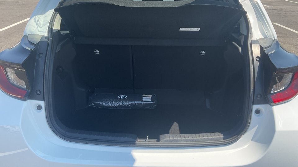 TOYOTA YARIS ACTIVE HYBRID 1.5 116PS 2022