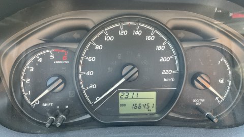 TOYOTA YARIS 1.4 90PS 2018