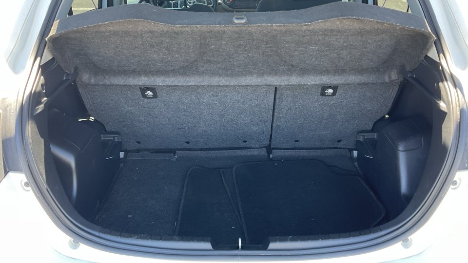 TOYOTA YARIS 1.4 90PS 2018