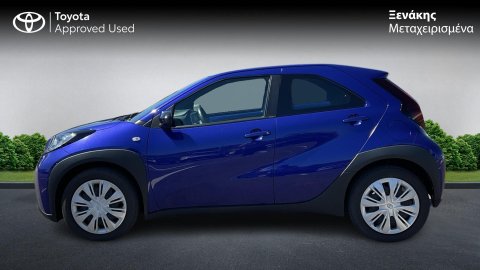 TOYOTA AYGO X X-PLAY 1.0 72PS 2025