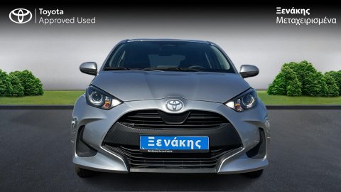 TOYOTA YARIS BUSINESS HYBRID 1.5 116PS 2025