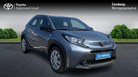TOYOTA AYGO X X-PLAY 1.0 72PS 2025