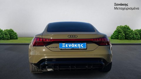 Audi e-tron GT QUATTRO 837KWH 476PS 2022
