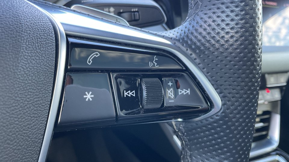 Audi e-tron GT QUATTRO 837KWH 476PS 2022