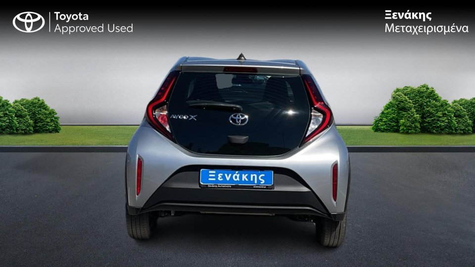 TOYOTA AYGO X X-PLAY 1.0 72PS 2025