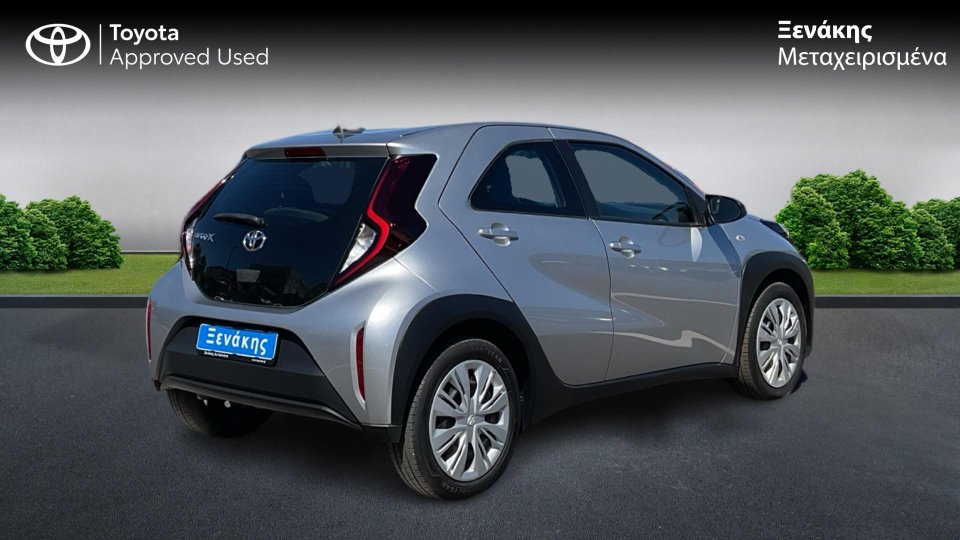 TOYOTA AYGO X X-PLAY 1.0 72PS 2025