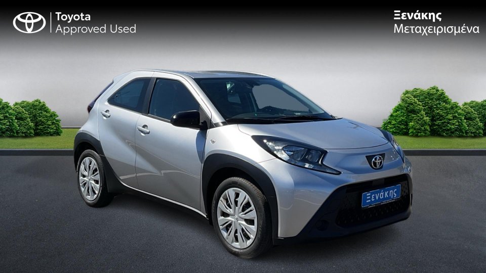 TOYOTA AYGO X X-PLAY 1.0 72PS 2025
