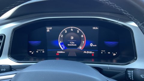 VOLKSWAGEN T-ROC ADVANCE 2022 1.0 110PS