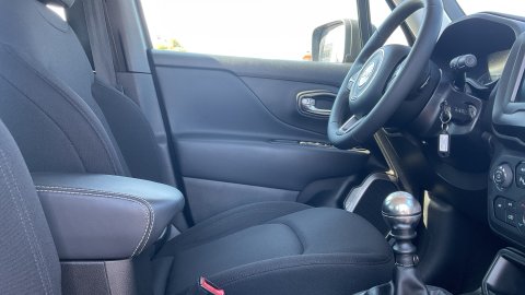 JEEP RENEGADE LONGTITUDE 2022 1.6 130PS