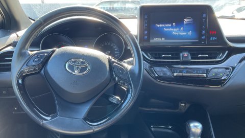 TOYOTA C-HR C-ULT 2019 1.8 122PS