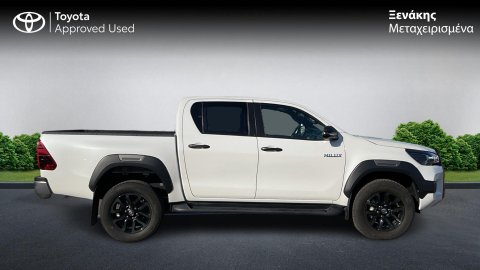TOYOTA HILUX INVINCIBLE A/T HYBRID 2025 2.8 204PS