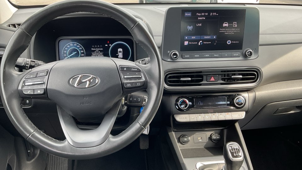 HYUNDAI KONA PREMIUM 2023 1.0 120PS