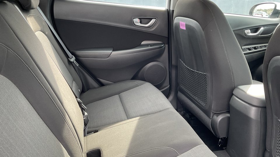 HYUNDAI KONA PREMIUM 2023 1.0 120PS