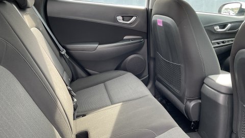 HYUNDAI KONA PREMIUM 2023 1.0 120PS
