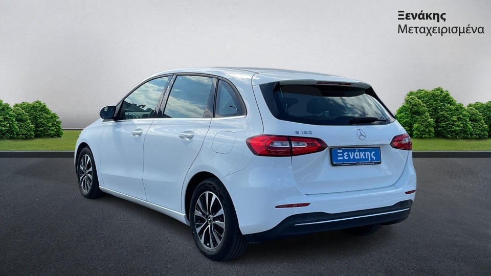 MERCEDES B180 BUSINESS 2022 1.3 136PS