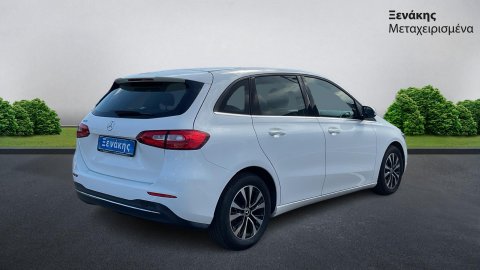 MERCEDES B180 BUSINESS 2022 1.3 136PS