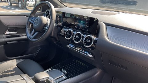 MERCEDES B180 BUSINESS 2022 1.3 136PS