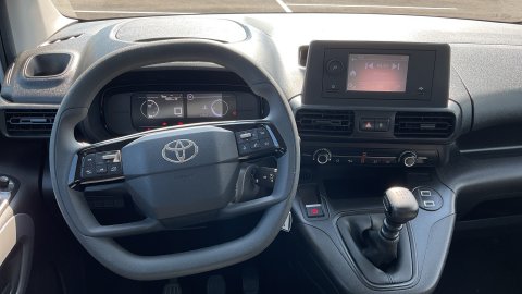 TOYOTA PROACE CITY VERSO ACTIVE 7SEATS 2025 1.2 110PS