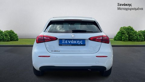 MERCEDES A180 STYLE 2021 1.5 116PS