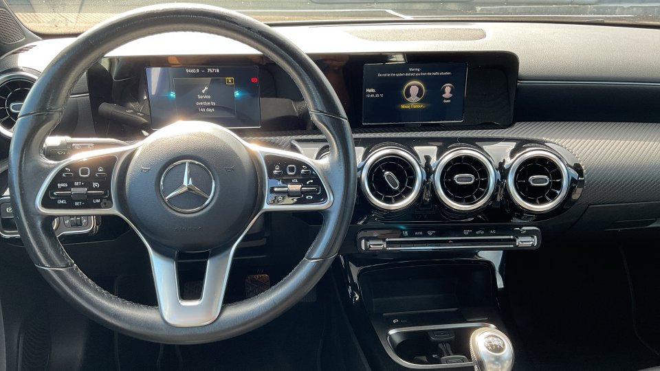 MERCEDES A180 STYLE 2021 1.5 116PS