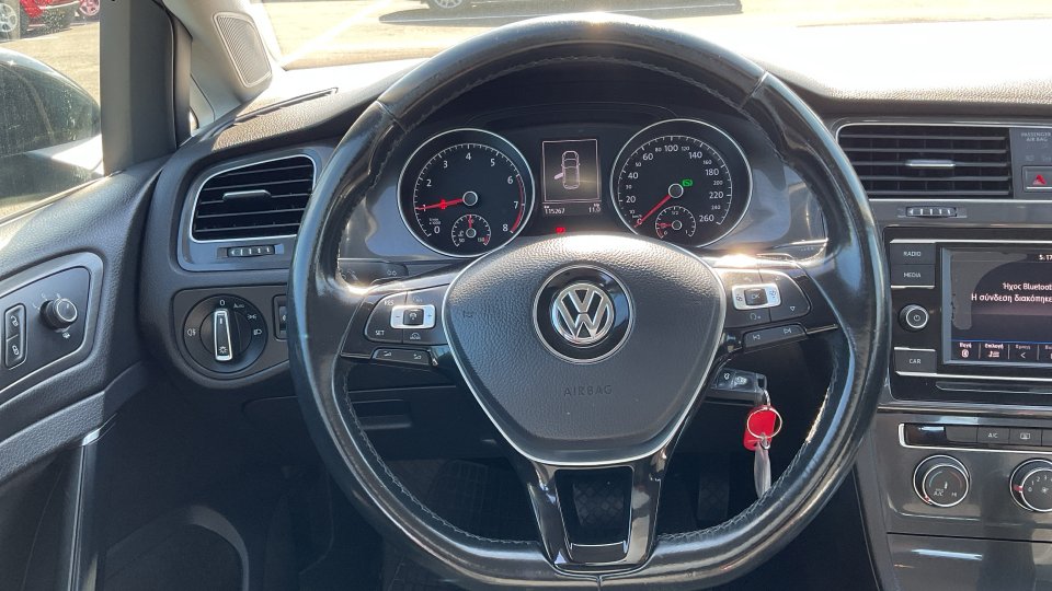 VOLKSWAGEN GOLF 2017 1.0 116PS