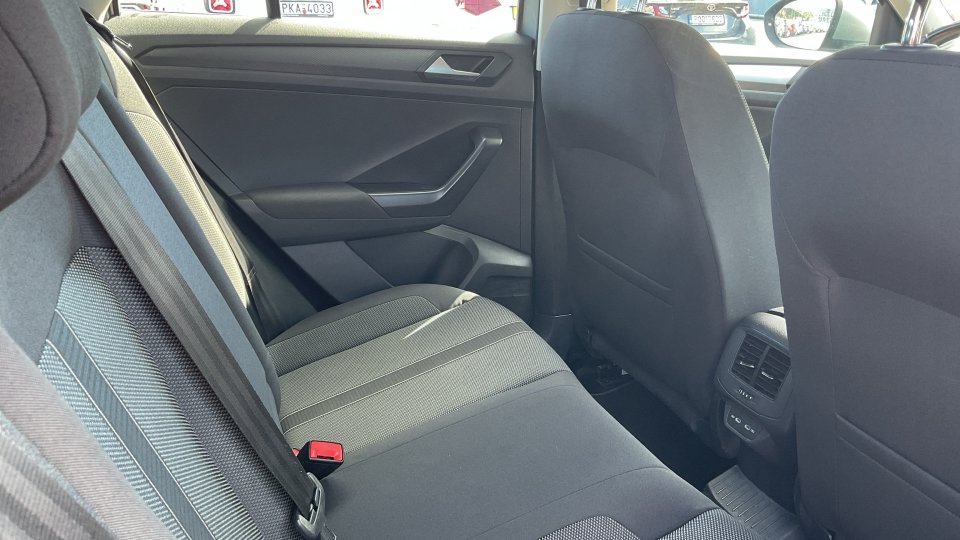 VOLKSWAGEN T-ROC LIFE 1.5 150PS 2022