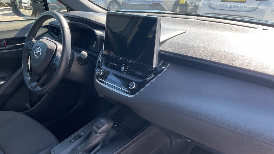 TOYOTA COROLLA CROSS ACTIVE PLUS 2026 HYBRID 1.8 140PS 