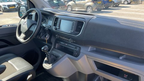 OPEL VIVARO 2022 1.5 125PS