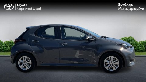 TOYOTA YARIS ACTIVE HYBRID 2026 1.5 116PS