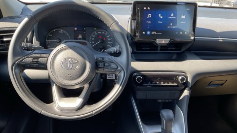 TOYOTA YARIS ACTIVE HYBRID 2026 1.5 116PS