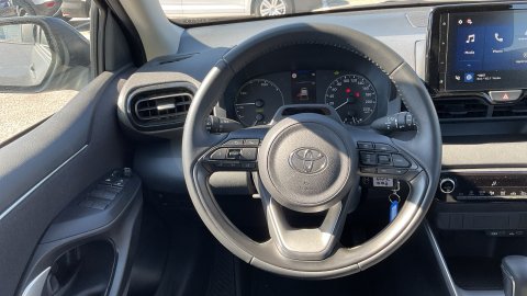TOYOTA YARIS ACTIVE HYBRID 2026 1.5 116PS