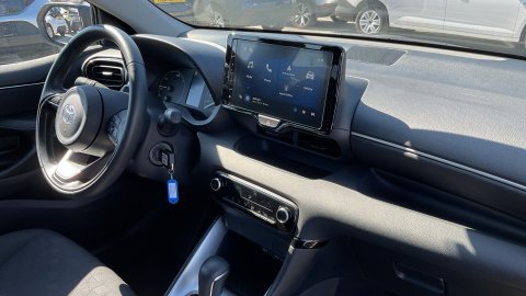 TOYOTA YARIS ACTIVE HYBRID 2026 1.5 116PS