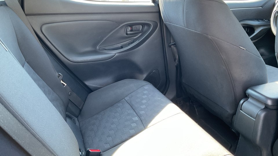 TOYOTA YARIS ACTIVE HYBRID 2026 1.5 116PS