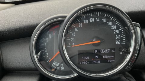 MINI ONE 2019 102PS