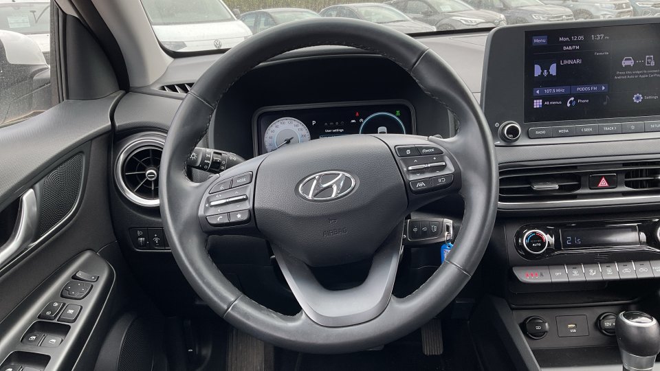 HYUNDAI KONA PREMIUM 2021 198PS