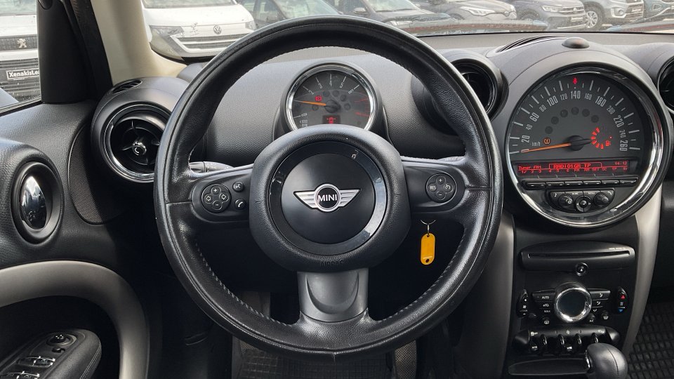 MINI COOPER COUNTRYMAN 2016 122PS