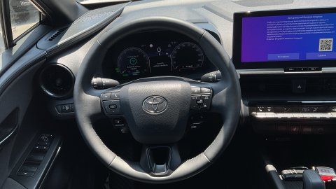 TOYOTA C-HR PHEV C-LUB 2024 223PS