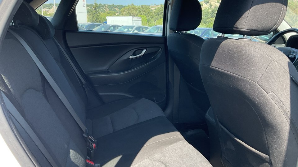 HYUNDAI I30 PREMIUM 2021 110PS
