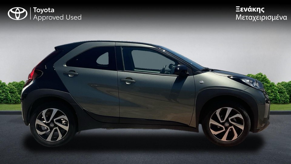 TOYOTA AYGO X X-PULSE 2023 72PS