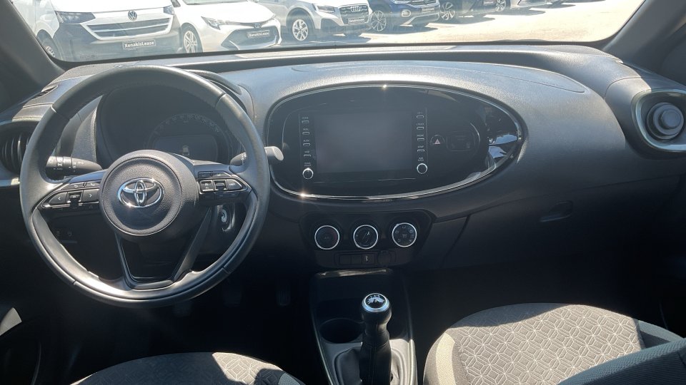 TOYOTA AYGO X X-PULSE 2023 72PS