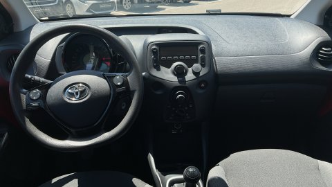 TOYOTA AYGO 2021 72PS