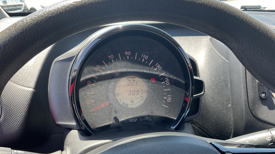 TOYOTA AYGO 2021 72PS