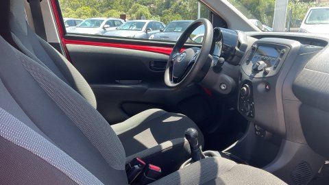 TOYOTA AYGO 2021 72PS